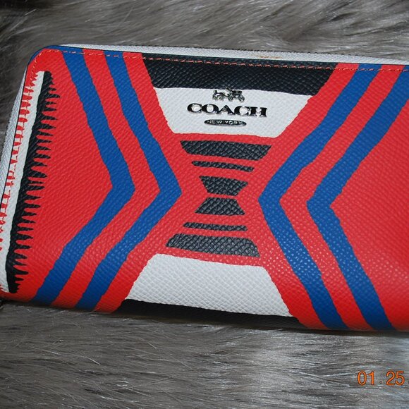 Coach Handbags - Coach Wallet Wristlet NEW